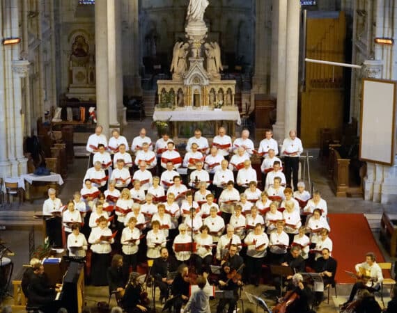 50 ans des Choeurs de St Maur    Concert à l'église de  St Maurille des Ponts de cé le dimanche 7 avril à 16h